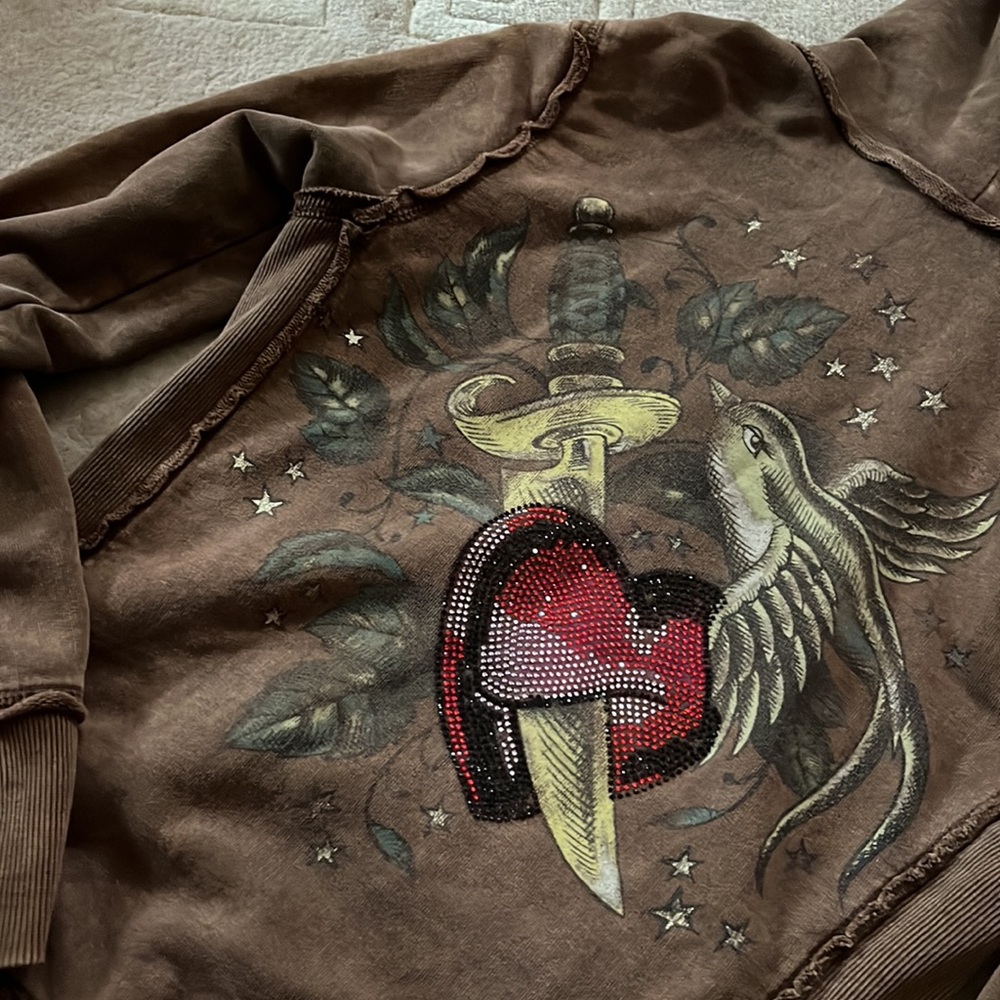 Sinful zip up sweater super cute